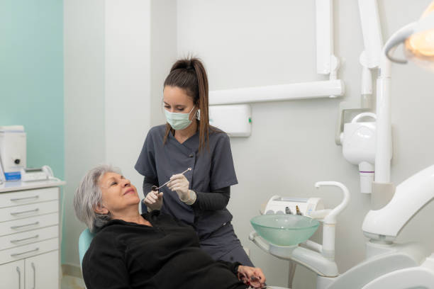 Best Emergency Tooth Extraction in Montgomery, TX